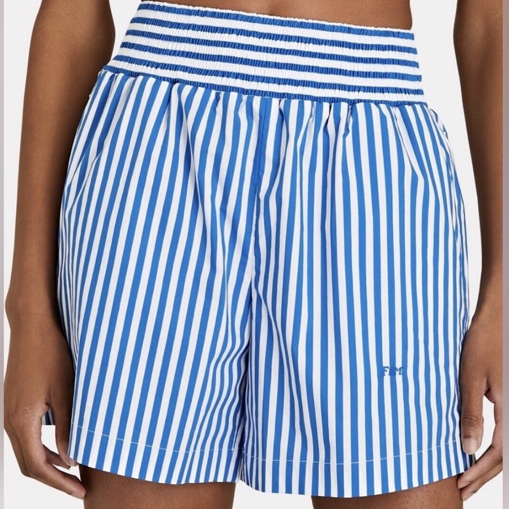 FRAME Blue white Stripe‎ Organic
Cotton Shorts Size Small NWT